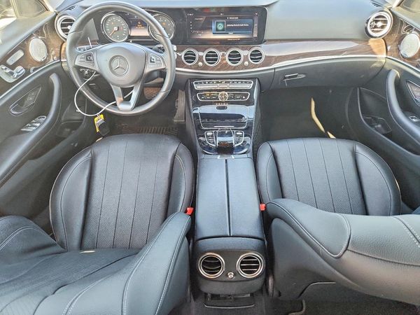 2018 MERCEDES-BENZ E E300