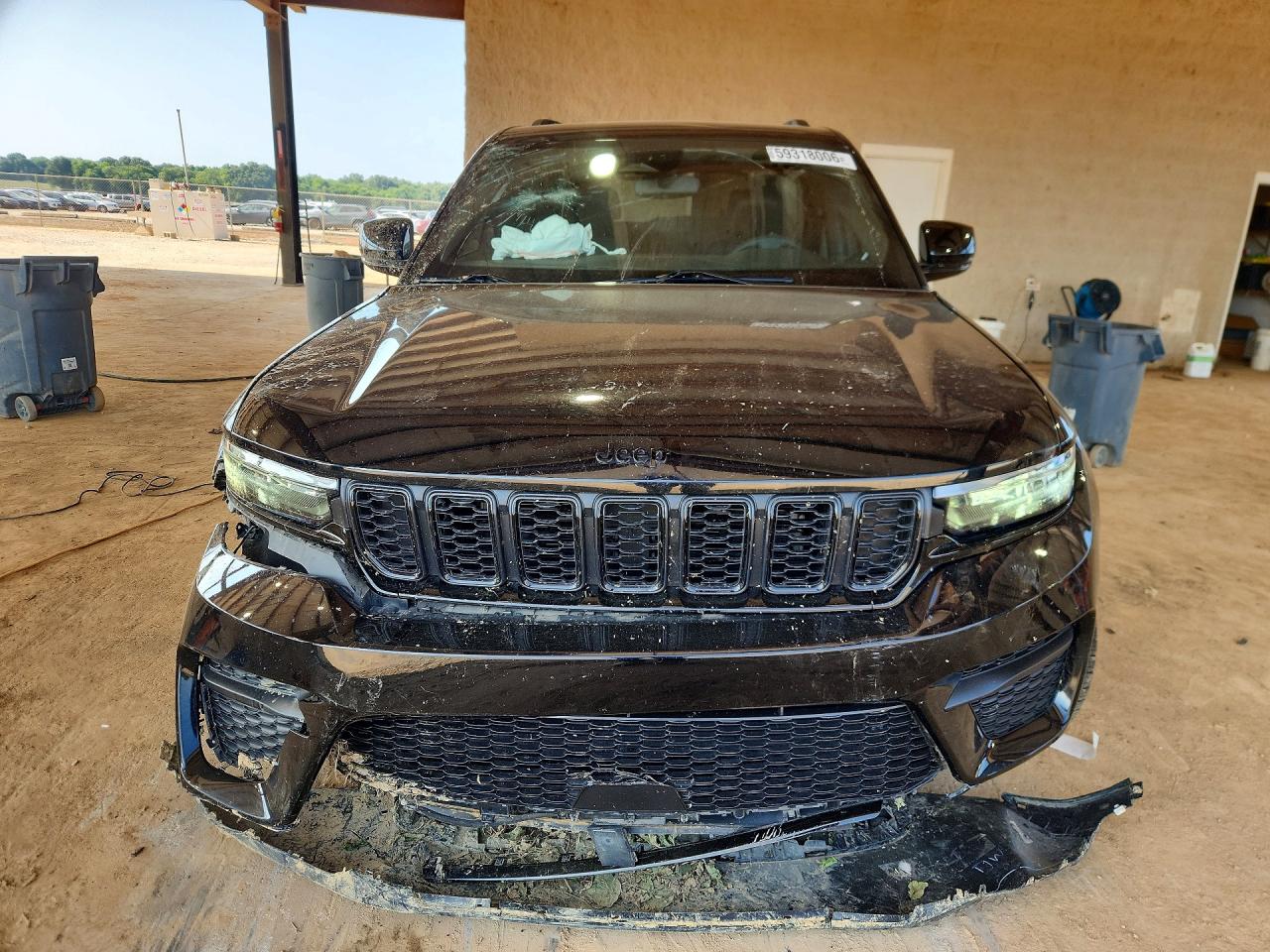 2024 JEEP GRAND CHEROKEE LAREDO 4X4