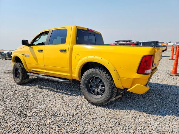 2015 RAM 1500 SLT