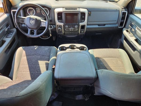 2015 RAM 1500 SLT