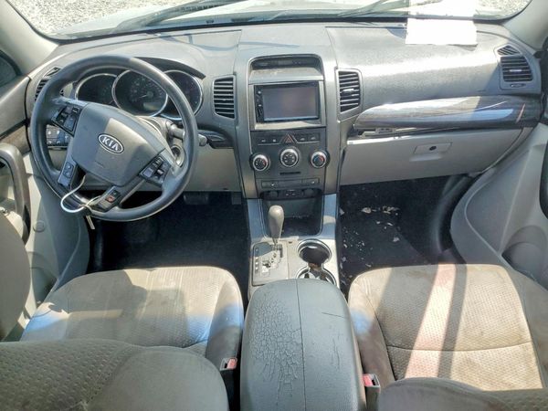 2013 KIA SORENTO Base / LX