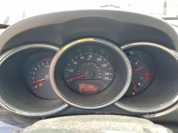 2013 KIA SORENTO Base / LX