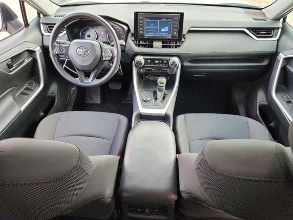 2020 TOYOTA RAV4 LE HV