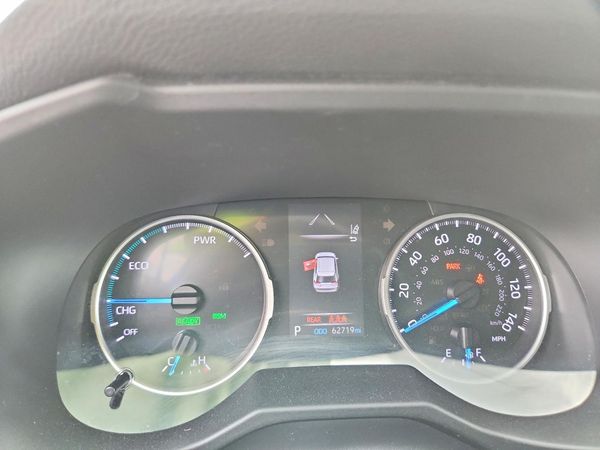 2020 TOYOTA RAV4 LE HV
