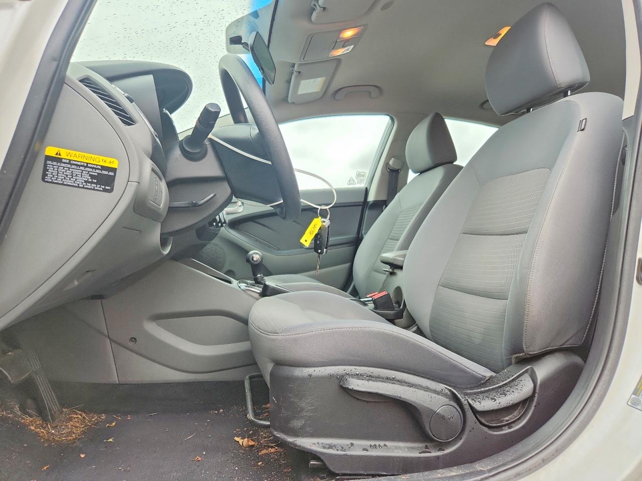 2017 KIA FORTE LX Popular, S
