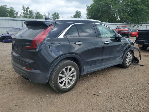 2019 CADILLAC XT4 Luxury
