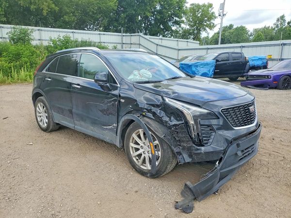2019 CADILLAC XT4 Luxury