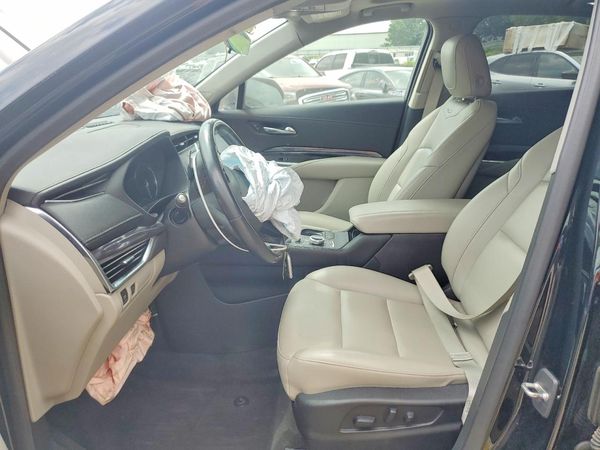 2019 CADILLAC XT4 Luxury