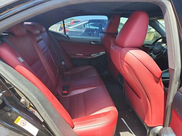 2016 LEXUS IS