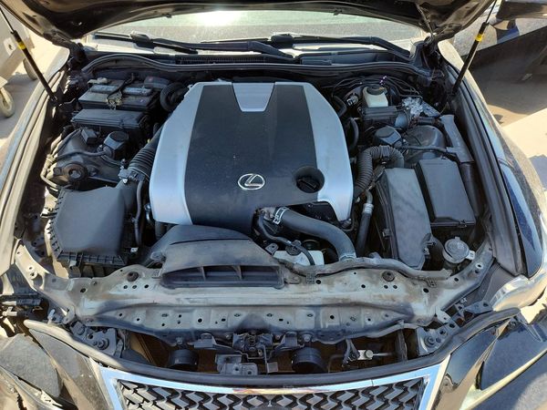 2016 LEXUS IS