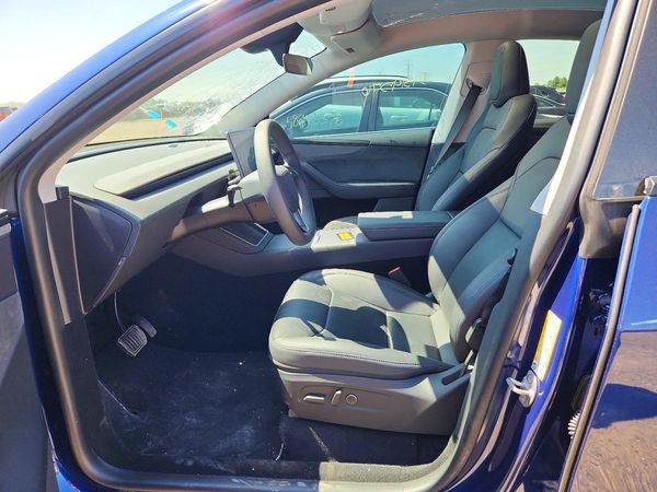 2026 TESLA MODEL Y