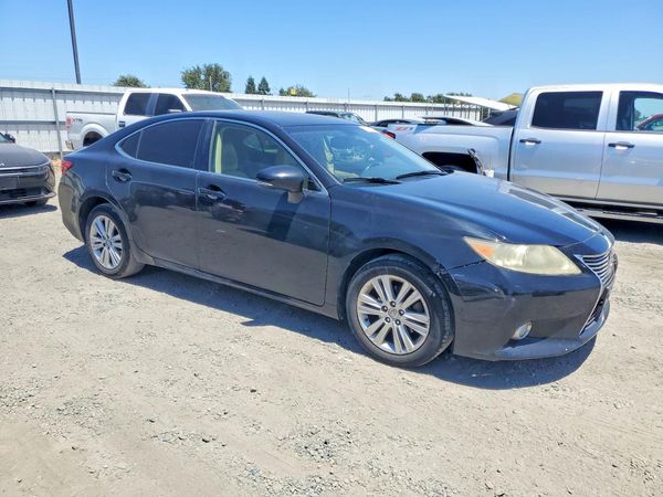 2015 LEXUS ES