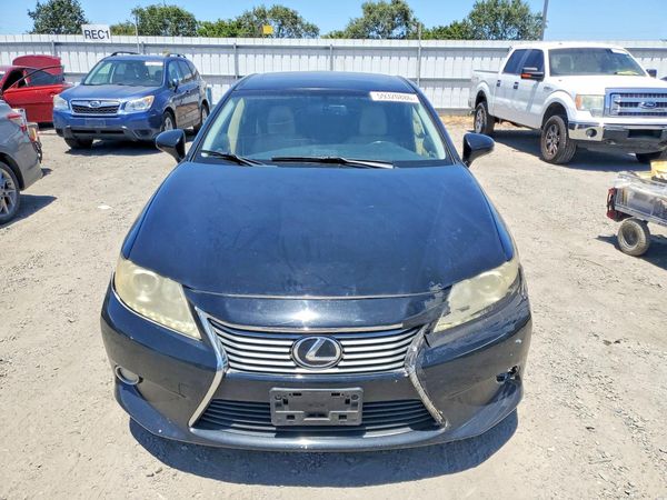 2015 LEXUS ES