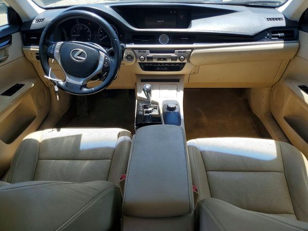 2015 LEXUS ES