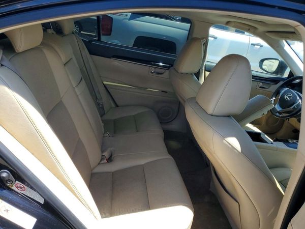 2015 LEXUS ES
