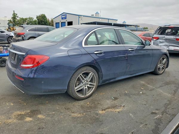 2018 MERCEDES-BENZ E E300