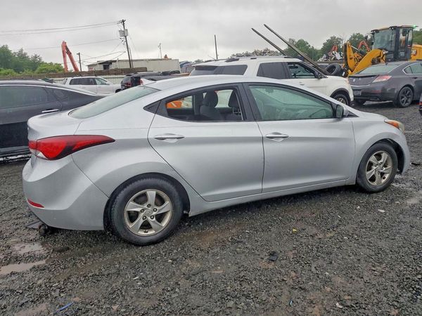 2014 HYUNDAI ELANTRA GLS(Middle)