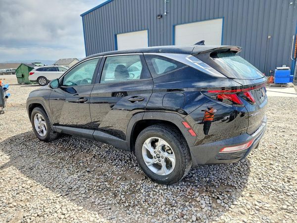 2022 HYUNDAI TUCSON SE