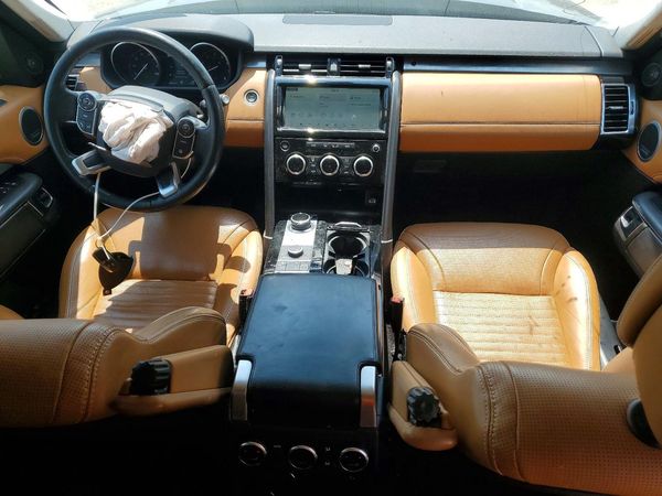 2017 LAND ROVER DISCOVERY First Edition