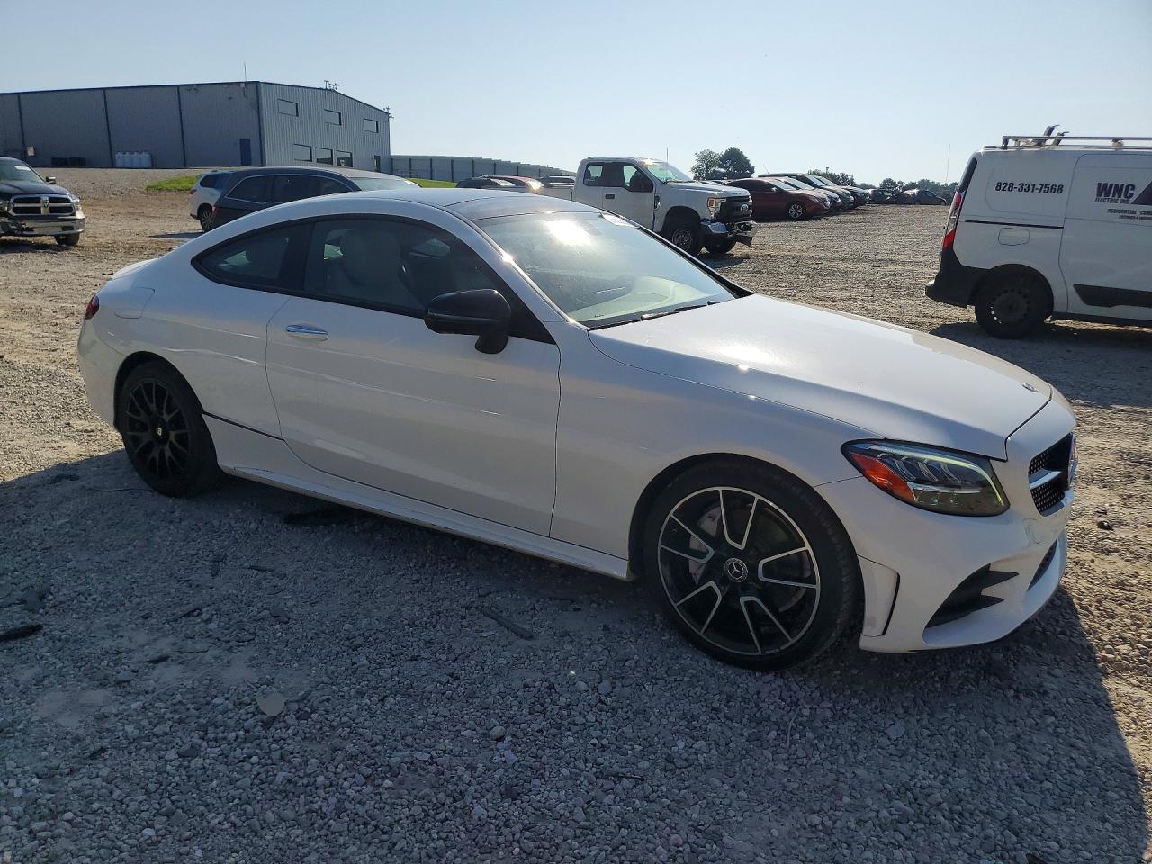 2019 MERCEDES-BENZ C C300