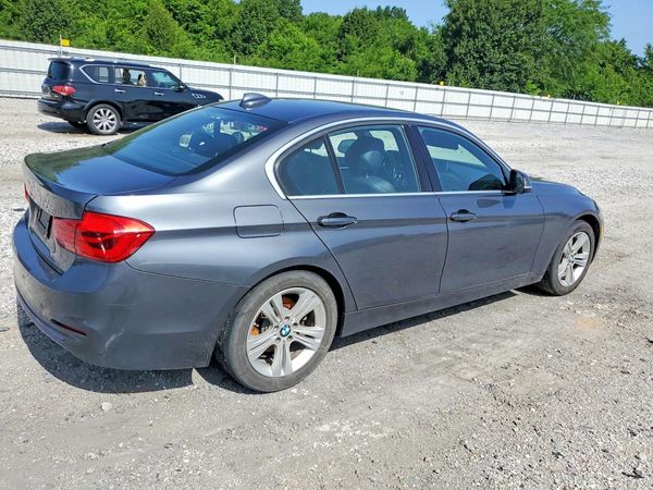 2018 BMW 330