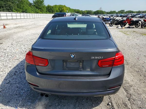 2018 BMW 330