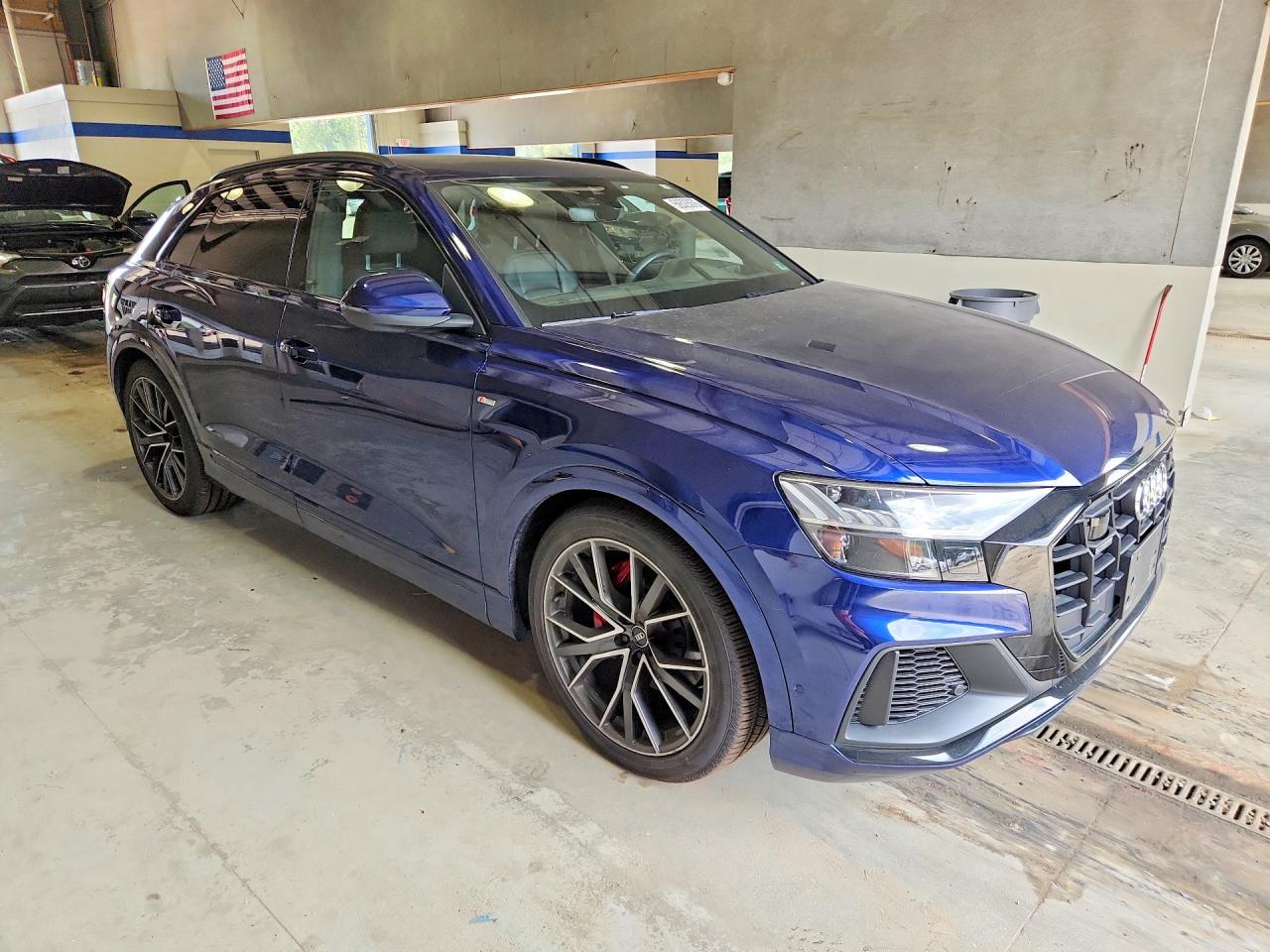 2021 AUDI Q8 S Line quattro Prestige