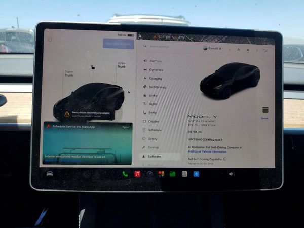2024 TESLA MODEL Y