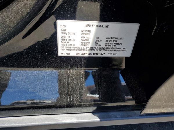 2024 TESLA MODEL Y