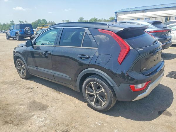 2023 KIA NIRO