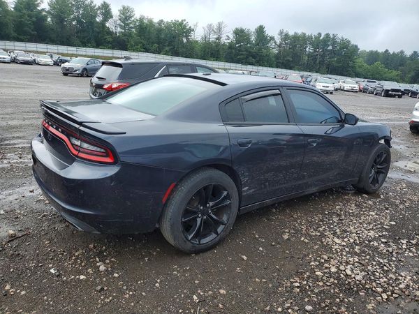 2016 DODGE CHARGER SE