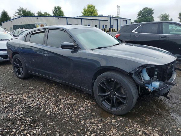 2016 DODGE CHARGER SE