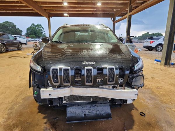 2018 JEEP CHEROKEE LATITUDE FWD