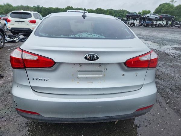 2014 KIA FORTE LX