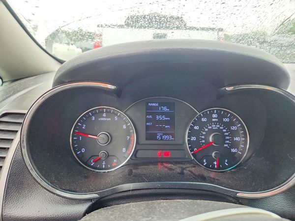 2014 KIA FORTE LX