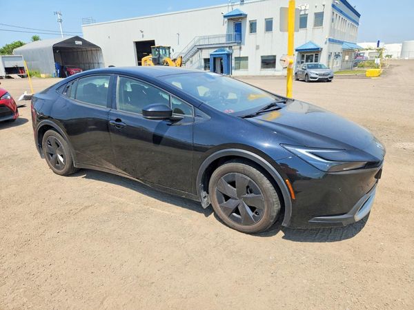 2024 TOYOTA PRIUS