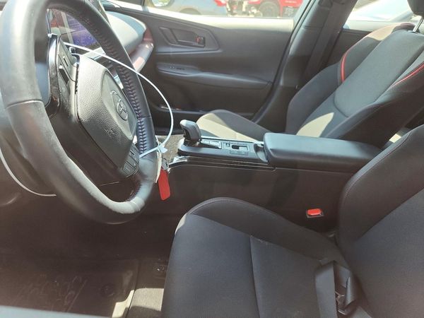 2024 TOYOTA PRIUS