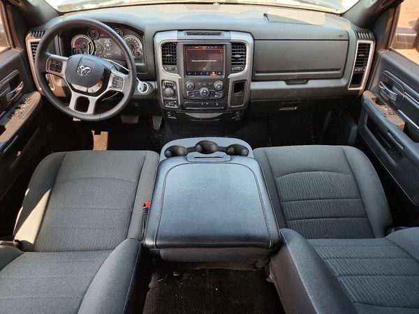 2022 RAM 1500 CLASSIC SLT
