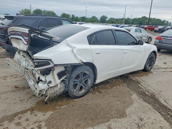 2015 DODGE CHARGER SE