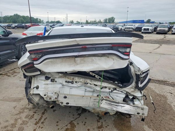 2015 DODGE CHARGER SE