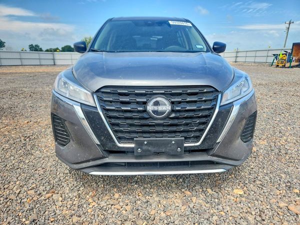 2024 NISSAN KICKS S