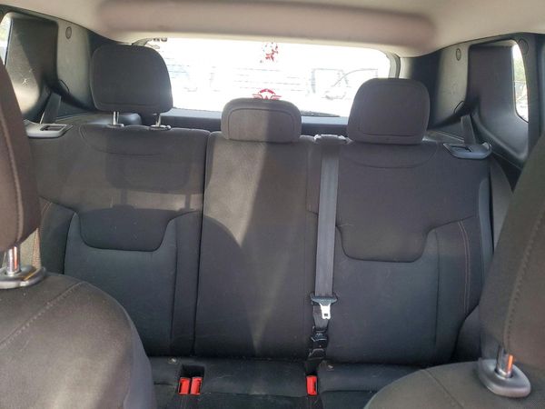 2016 JEEP RENEGADE TRAILHAWK 4X4