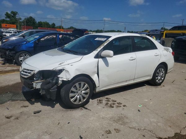 2013 TOYOTA COROLLA