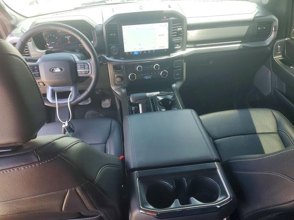 2025 FORD F150 Lariat