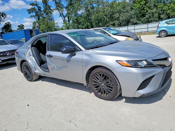 2019 TOYOTA CAMRY