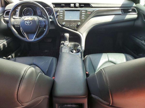 2019 TOYOTA CAMRY