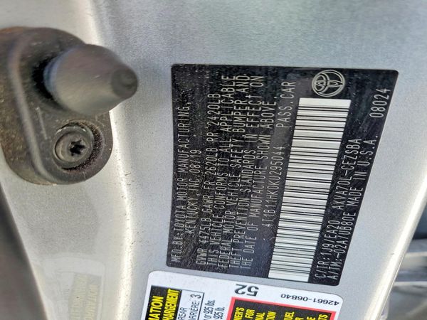 2019 TOYOTA CAMRY