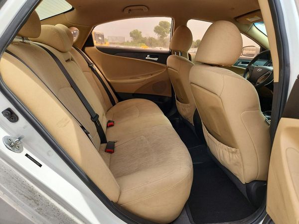 2012 HYUNDAI SONATA