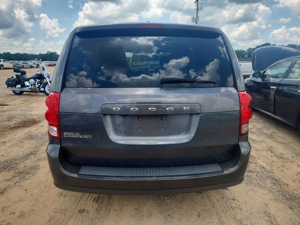 2018 DODGE GRAND CARAVAN SE