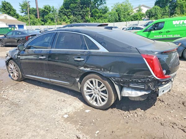 2018 CADILLAC XTS Luxury